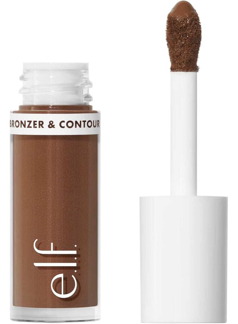 إلف بودرة برونزية سائلة لتحديد ملامح الوجه من إي.إل.إف. كامو، تركيبة حريرية غنية بالأصباغ، تمنحكِ توهجًا برونزيًا يدوم طويلًا ومظهرًا طبيعيًا، نباتية ولم تُجرَّب على الحيوانات، 4 فاتح/متوسط - Image 1